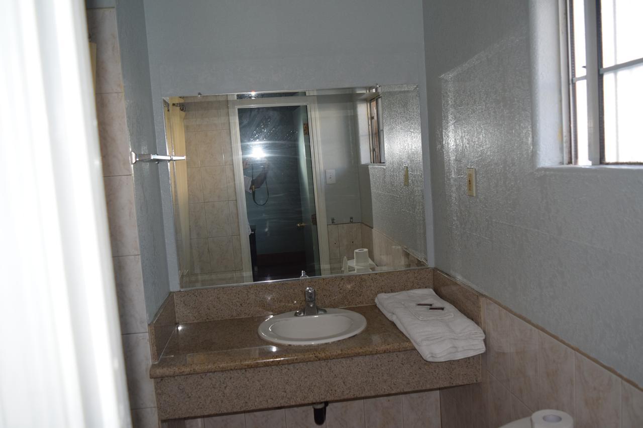 Top Hat Motel Los Angeles Exterior photo